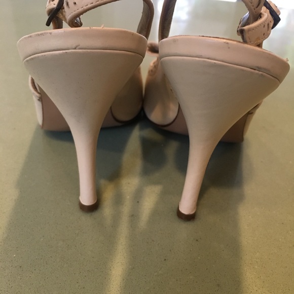 BCBG Max Azeria cream sling back pump. Size 7.5. - Picture 5 of 9